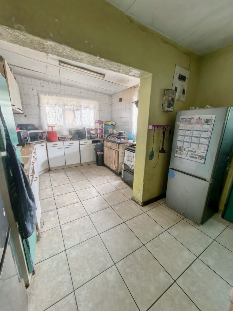 3 Bedroom Property for Sale in Lentegeur Western Cape